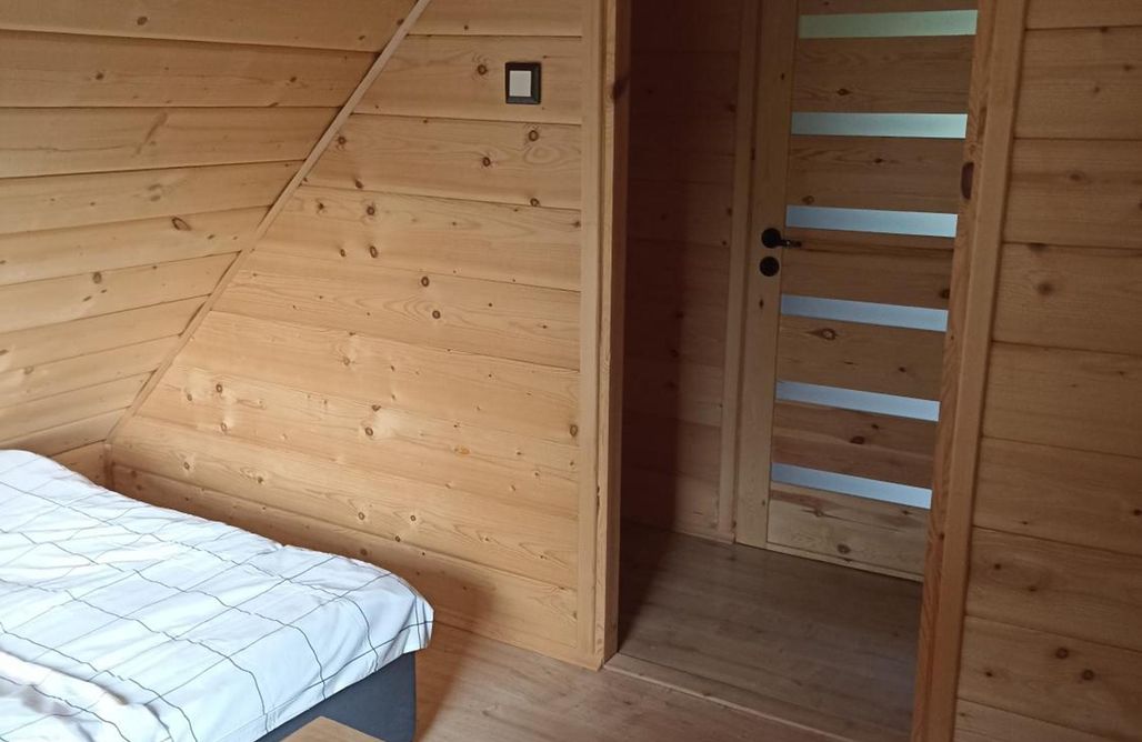 AlohaCamp Chata z Kraja 2