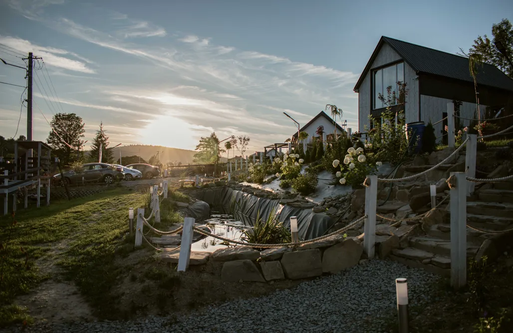 Glamping Podkarpackie Osada Szara Wadera 1