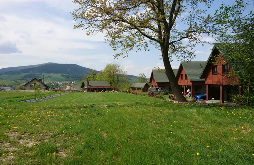 Zdjęcie obiektu Miejsce kamperowe i namiotowe - Przystanek Zapotocze