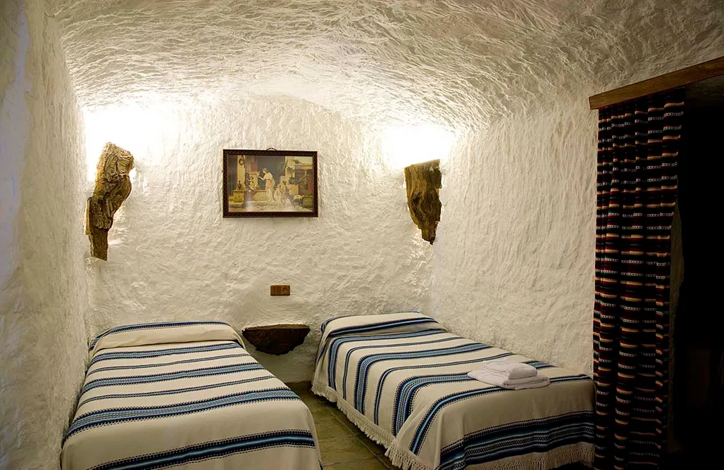 alojamientos AlohaCamp Cuevas Atalaya: para 4 personas 5