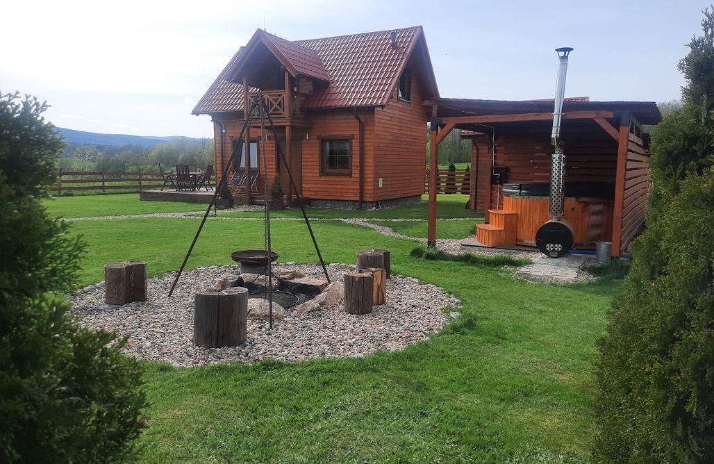 noclegi AlohaCamp Widogruszka- Drewniane domy z balią i kominkiem w Górach Izerskich 2