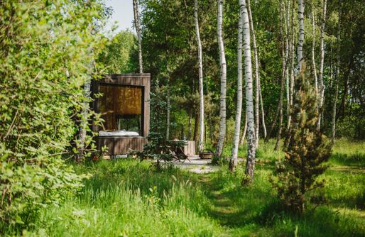 Zdjęcie obiektu Hidden Base - całoroczny domek ukryty w lesie