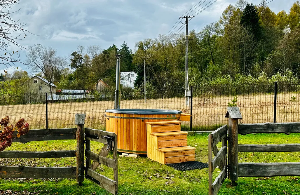 noclegi AlohaCamp Siedlisko Górska Polana z jacuzzi 4