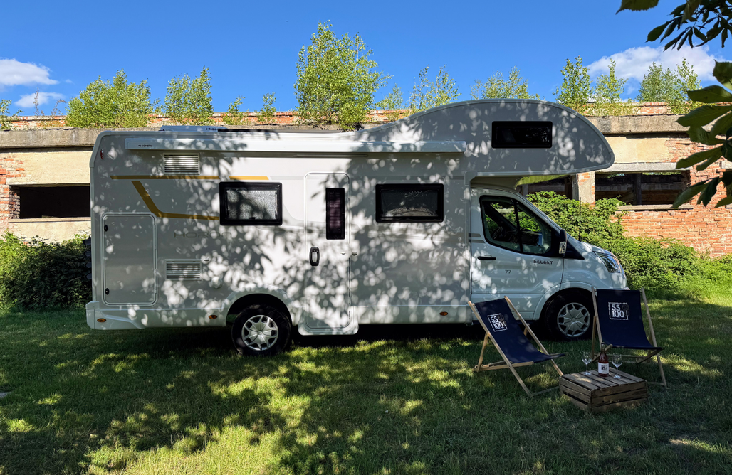 AlohaCamp Miejsce dla kamperów lub przyczep 1