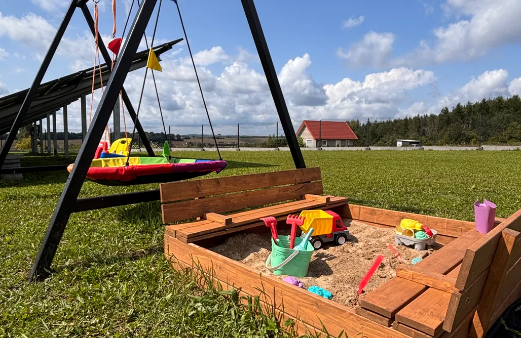 Winiec noclegi Wzgórze nad jeziorem Blanki 1