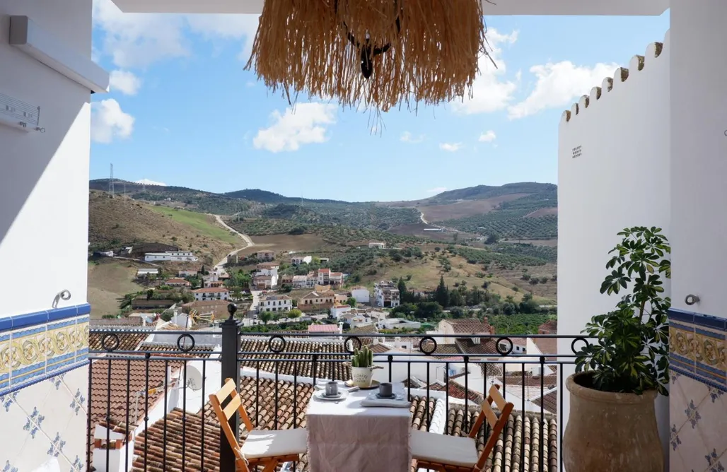 AlohaCamp accommodation Frasquita del Pan-Caminito del Rey 4