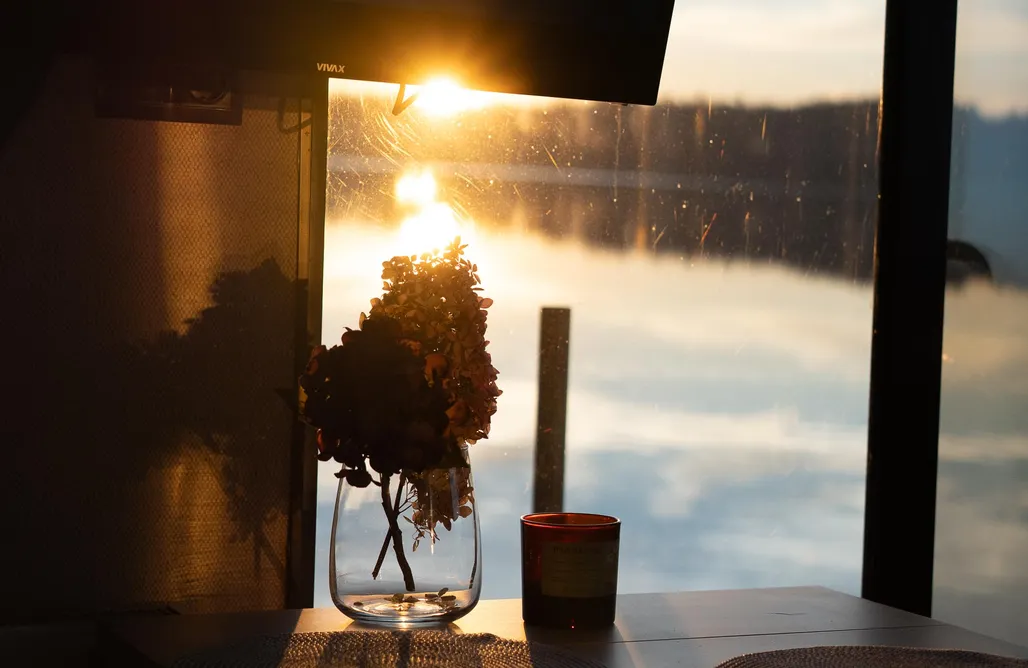 AlohaCamp Dom na wodzie Paułuki – odpocznij w rytmie natury 4