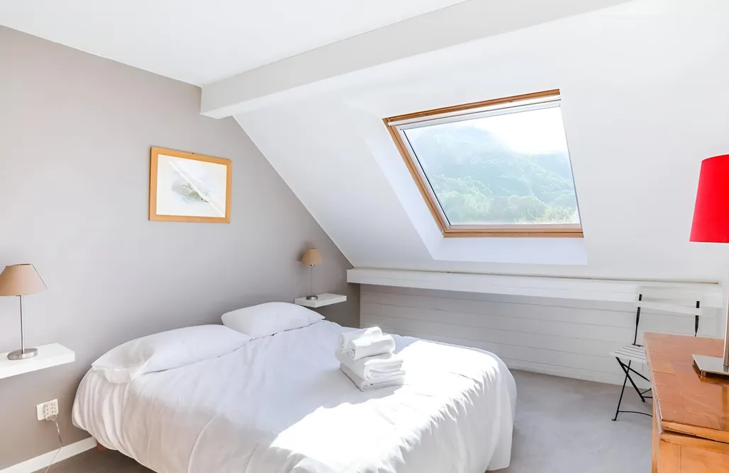 AlohaCamp Les Pomeroles panoramic view and pool. 4