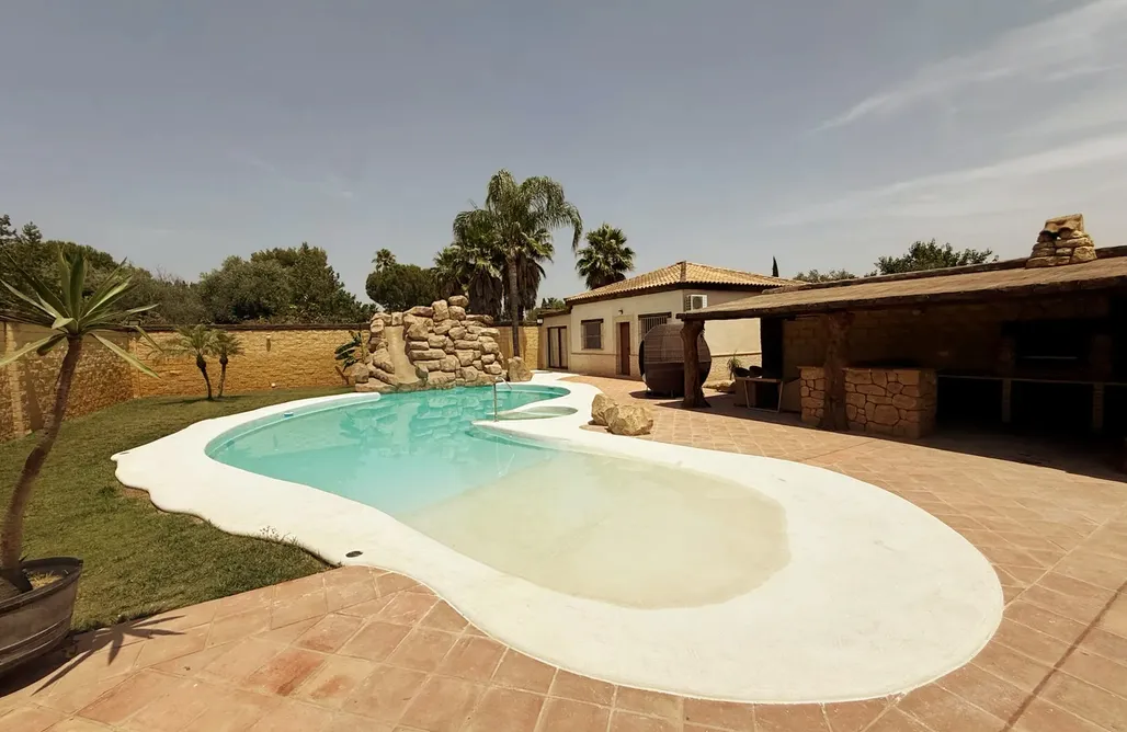 alojamientos AlohaCamp Colosal Sevilla 4