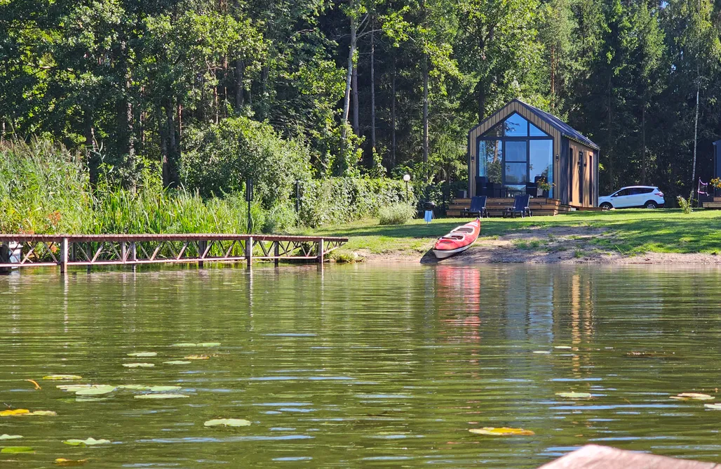 ubytovanie AlohaCamp Makosieje Modern House - 10 m od jeziora 5