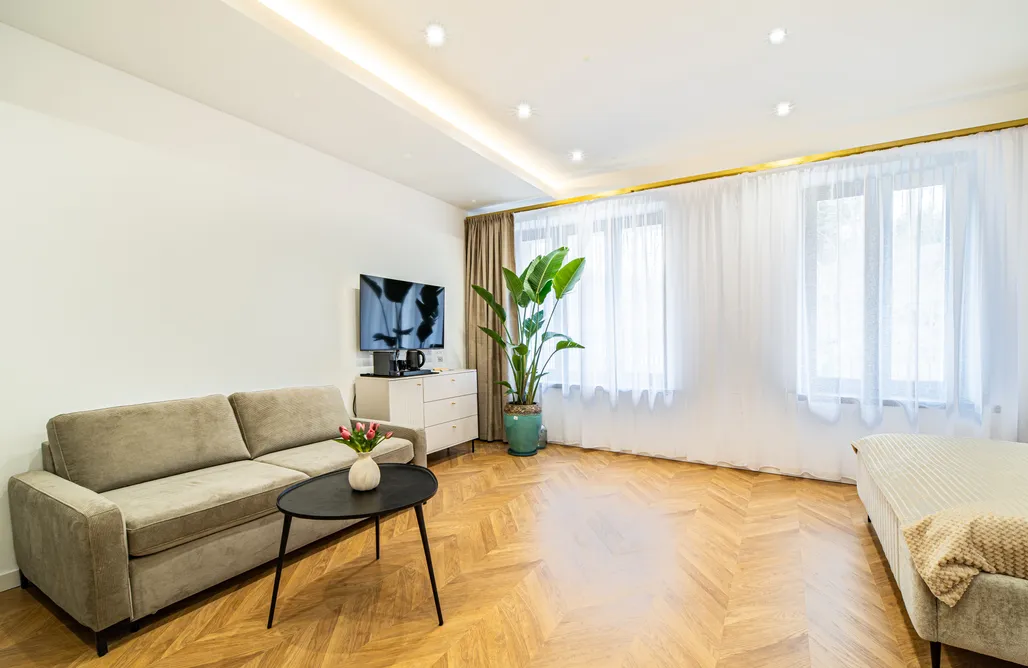 AlohaCamp Sowa Hill SPA | Pokój 101 – widok na góry, jacuzzi & sauna 3