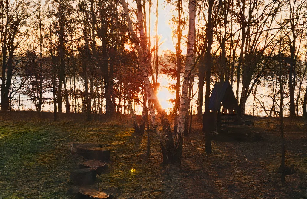 AlohaCamp accommodation Ekologiczny domek nad jeziorem 5