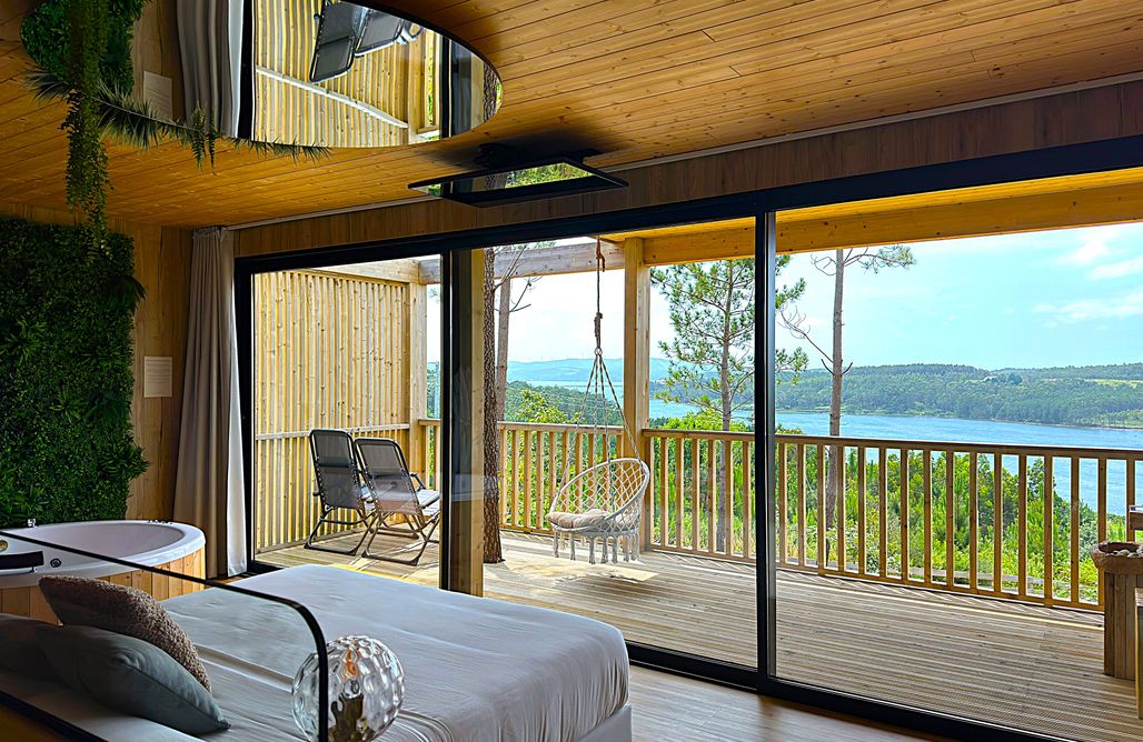 AlohaCamp Faro Touriñán 2