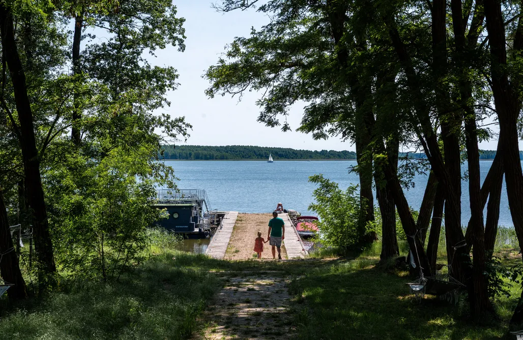 noclegi AlohaCamp Domek na wodzie Topiko Czarter  5