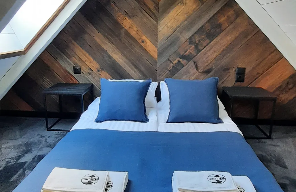 AlohaCamp accommodation Temat Rzeka 1