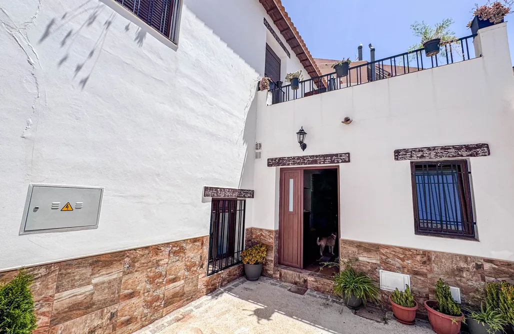 noclegi AlohaCamp Casa Cueva Vico 1