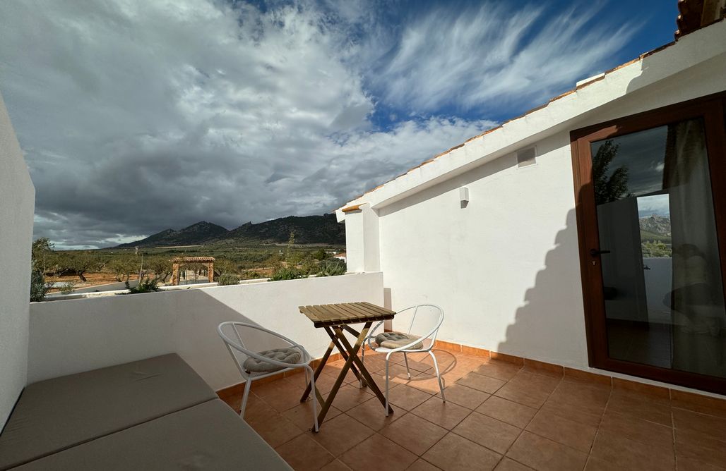 Alojamiento en Almería KAUKABA- Estudio Superior 4 3