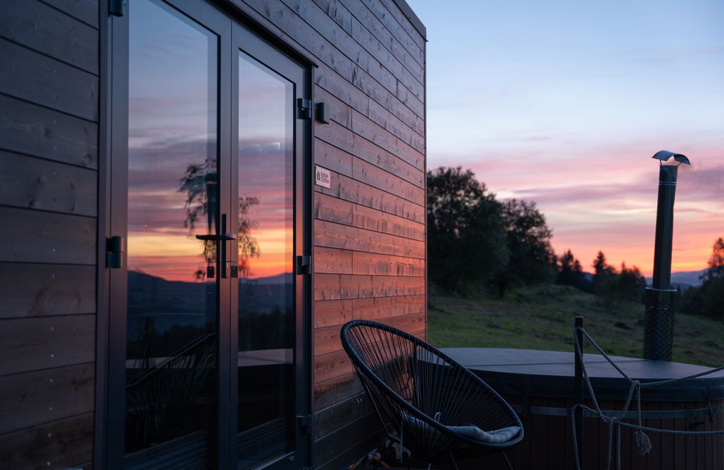 noclegi AlohaCamp Aurora Green Hill - Luna z jacuzzi 3
