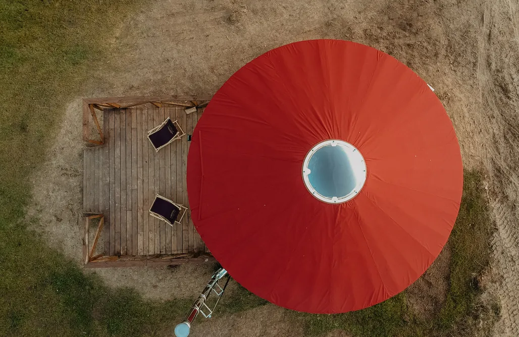 Wakacje nad jeziorem Wielkopolska Łąka Gwiazd - Glamping Jurty Czapla 1