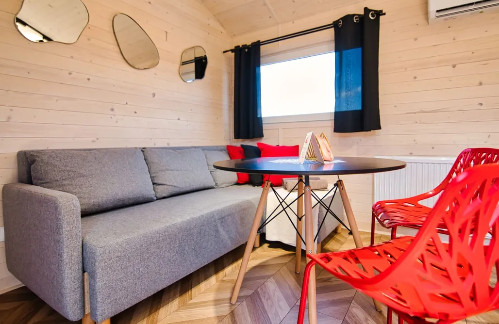 AlohaCamp Domek Exclusive numer 13 4