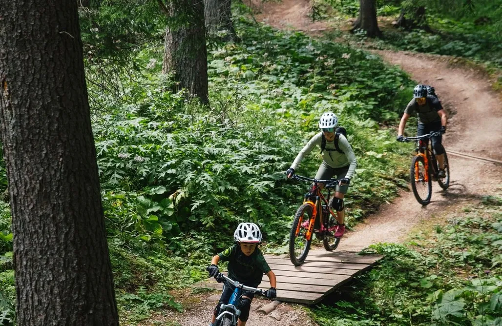 noclegi AlohaCamp American Dream Villa Roztocze 4