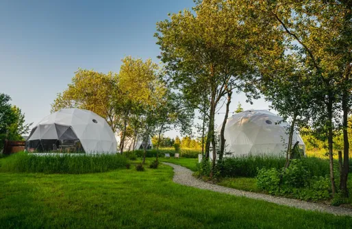 Zdjęcie obiektu Biała Czapla Glamping z Balią nad jeziorem Czorsztyńskim 