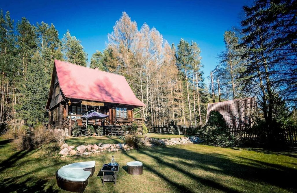 Fajne miejsce na wakacje z dzieckiem w Polsce Dom w Puszczy z ruską banią  2