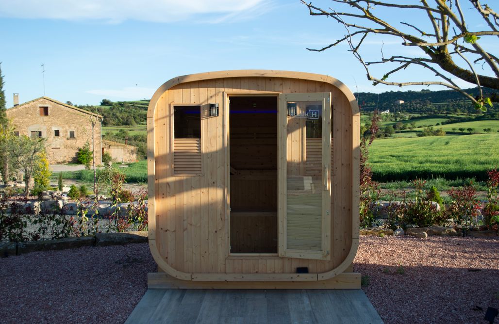 AlohaCamp Les Pletes Resort 1