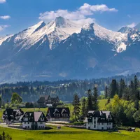 Kasia, Ania, Przemek i Mariusz gospodarz Willa Watra