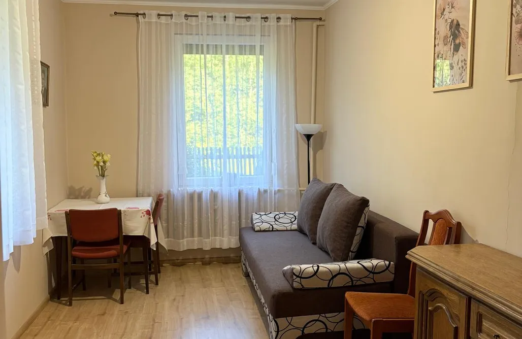 AlohaCamp Moda na Mioda - Dom w lesie 2