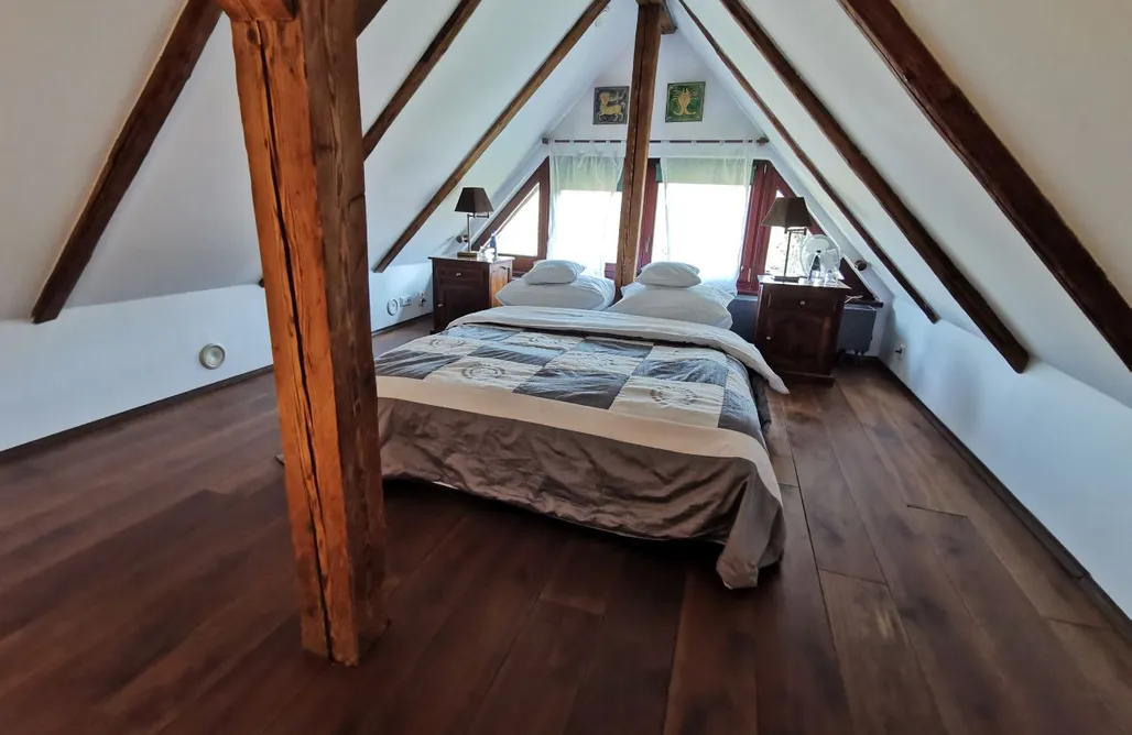 AlohaCamp Domek Samotnia w 3ha ogrodzie  2