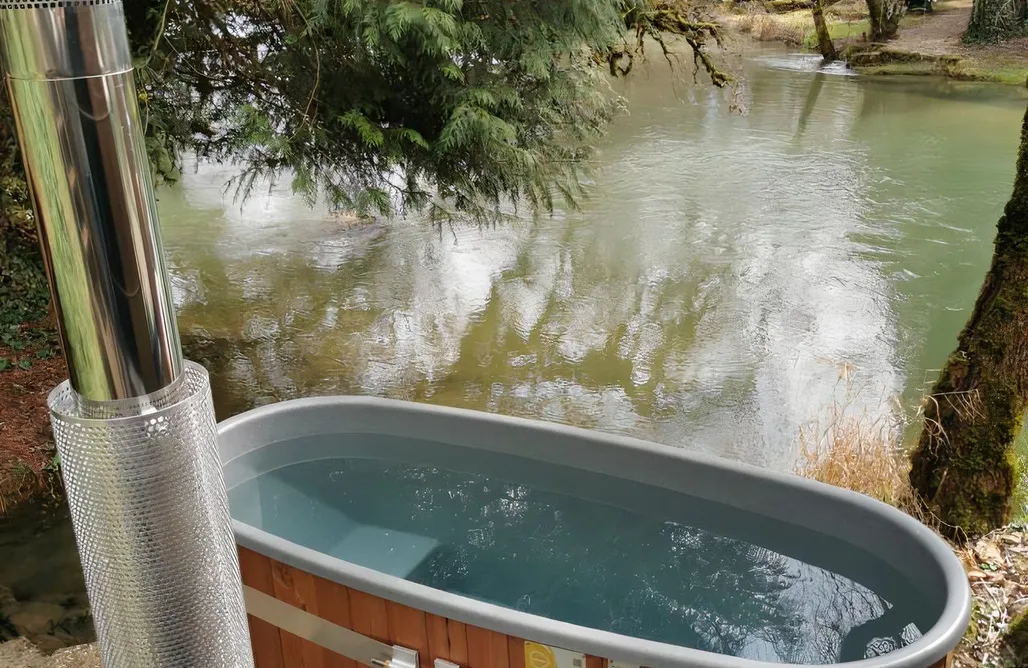 Alloggio AlohaCamp Domaine Pont Roche & Spa : Hébergement romantique en Bourgogne 5