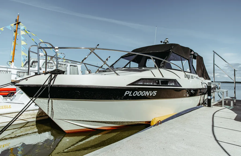 AlohaCamp Yacht 3 - z prywatnym rowerkiem wodnym i deskami SUP 1