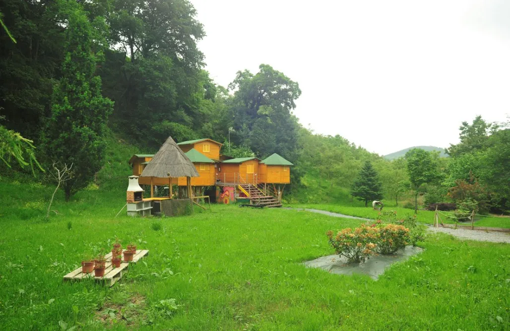 Alojamiento en El Tejo Cabañas del rio molinos Sociedad Limitada 1