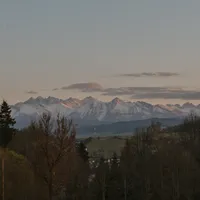 Magdalena gospodarz Glamping AtmoSphere Czorsztyn z widokiem na Tatry