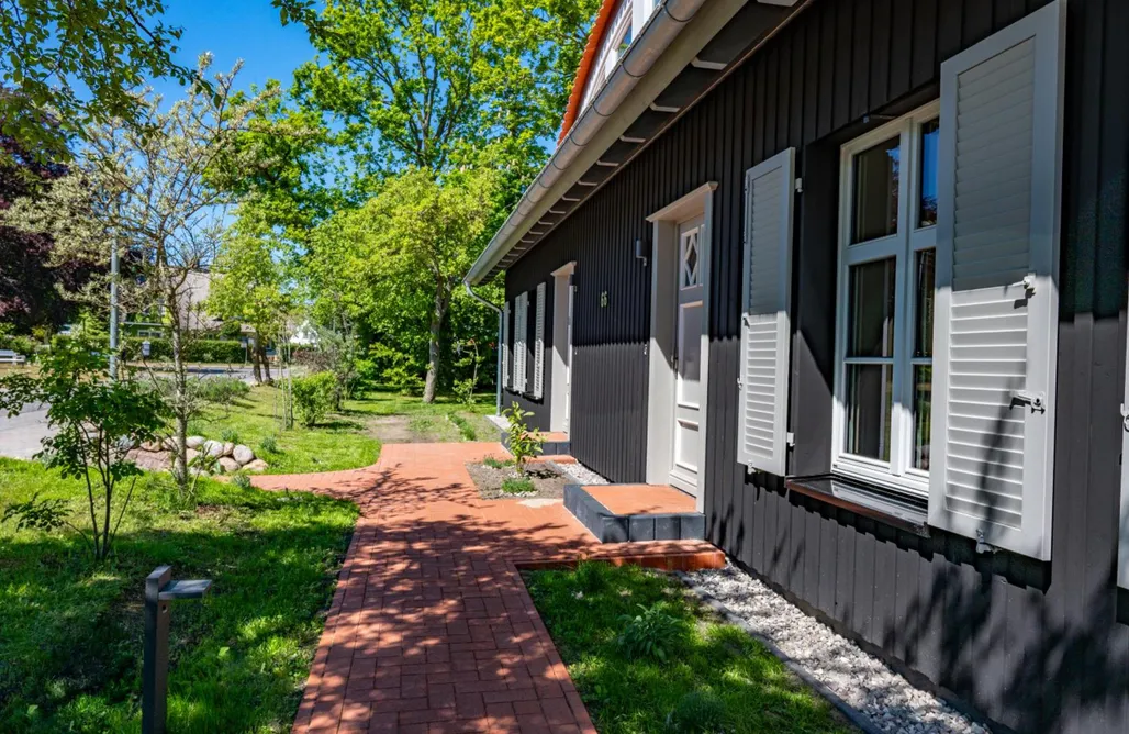 Ankerbuk Schwarzes Haus AlohaCamp