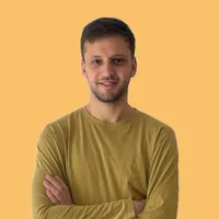 Marc propietario Masia Teuleria de l 'Estany