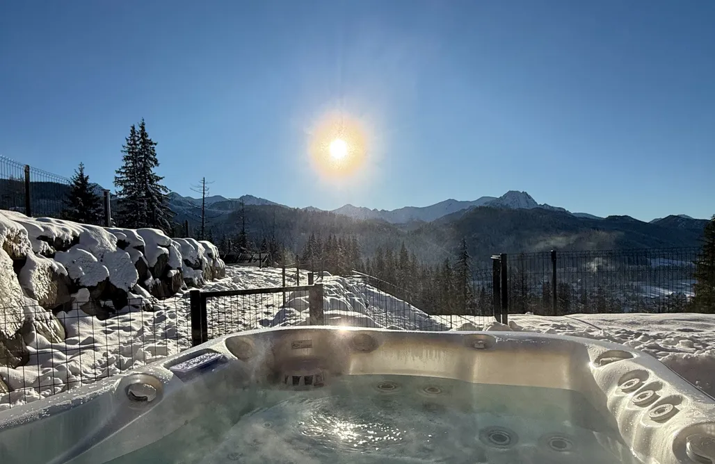 AlohaCamp accommodation Stone suite- apartament z prywatnym ogródkiem, jacuzzi i dostępem do strefy saun 5