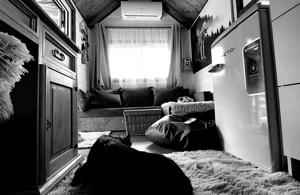 AlohaCamp accommodation Domek między górami 4