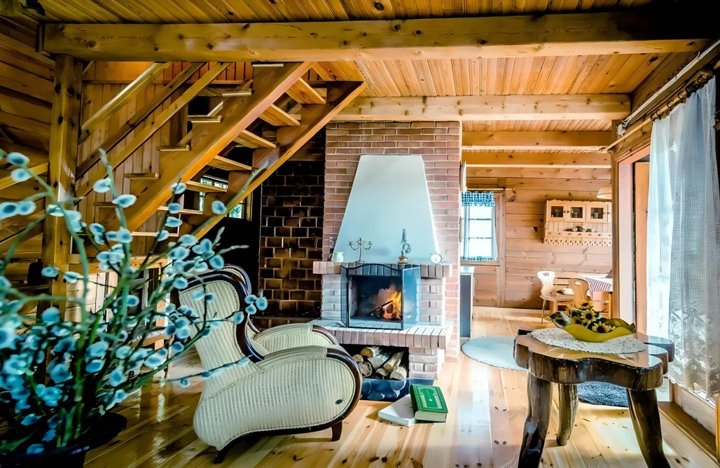 AlohaCamp Dom w Puszczy z ruską banią  2