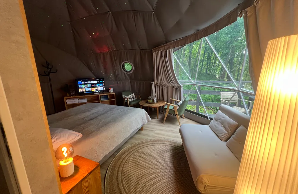 Fajne miejsce na wakacje z dzieckiem w Polsce Na Skraju Lasu - Glamping 3