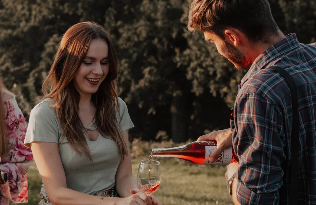 Wrocław Miejsce kamperowe - Winnica 55-100 1