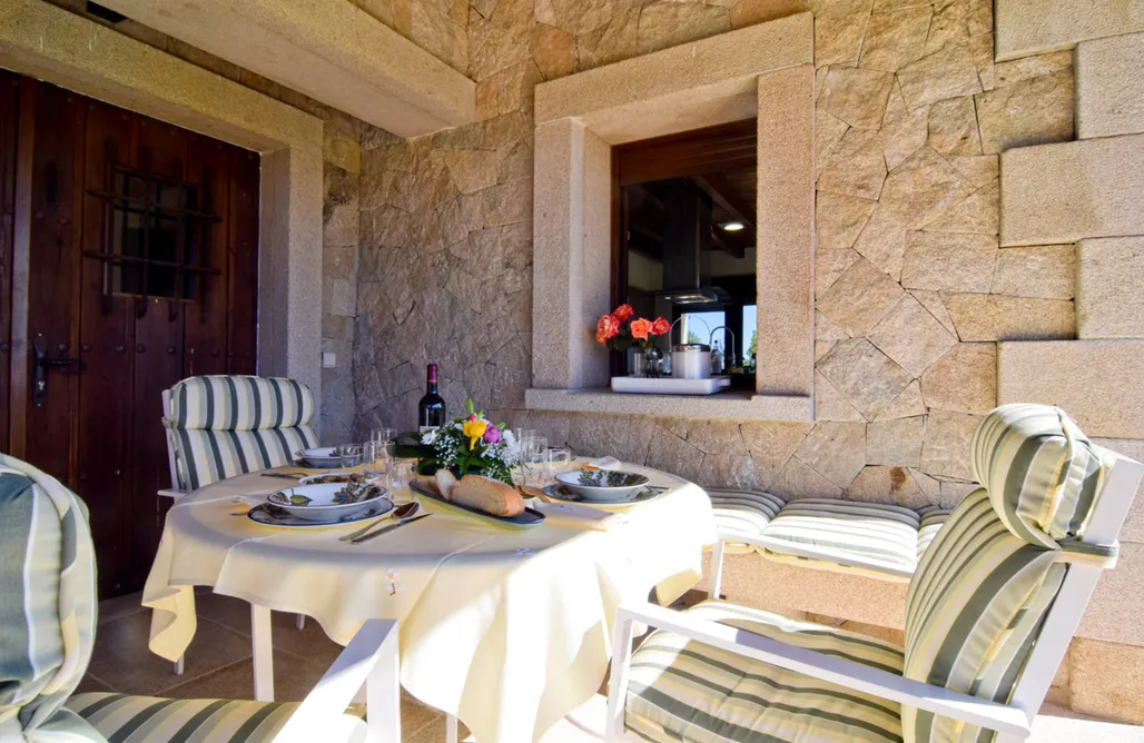 noclegi AlohaCamp Casa entre piedras y estrellas 1