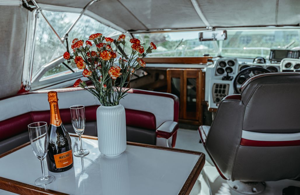 AlohaCamp Yacht IV 1