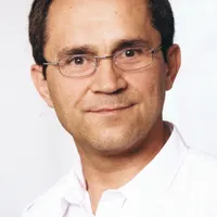 Manouchehr Gastgebe Haus Johannes