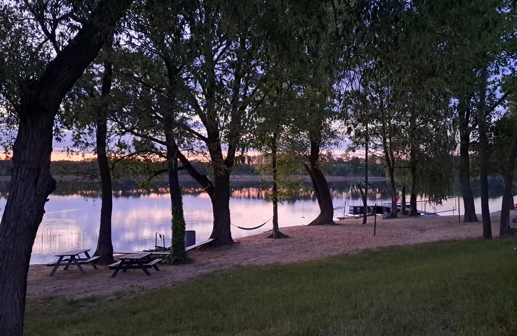 alojamientos AlohaCamp Domki Oaza nad jeziorem 1