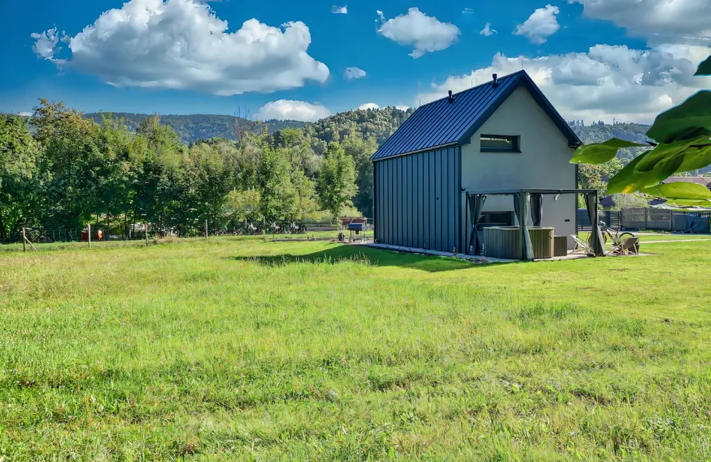 Zaborze noclegi Osada Pod Maliną 1