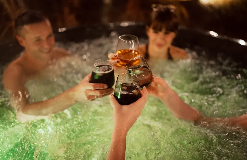 noclegi AlohaCamp Znikam do Lasu 4