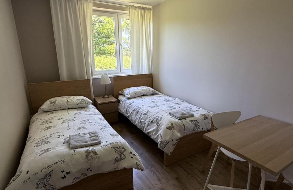 AlohaCamp Mały Pokój z Dwoma Łóżkami Pojedynczymi 2