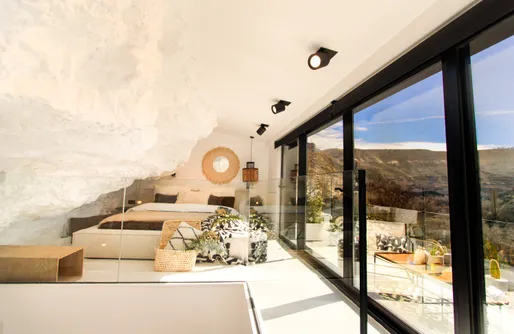 Imagen de XUQ Lomas de Rovira: The Cave Suites